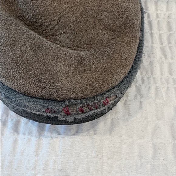 UGG Jumbo Gray 8” Boots - Picture 8 of 8